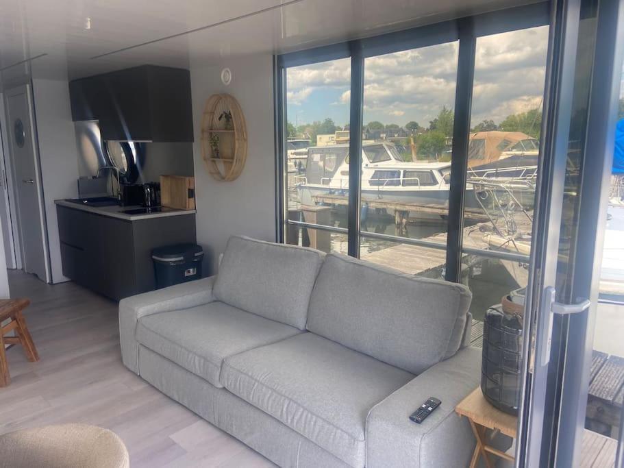 Hotel La Mare Houseboat Nederhorst den Berg Exterior foto