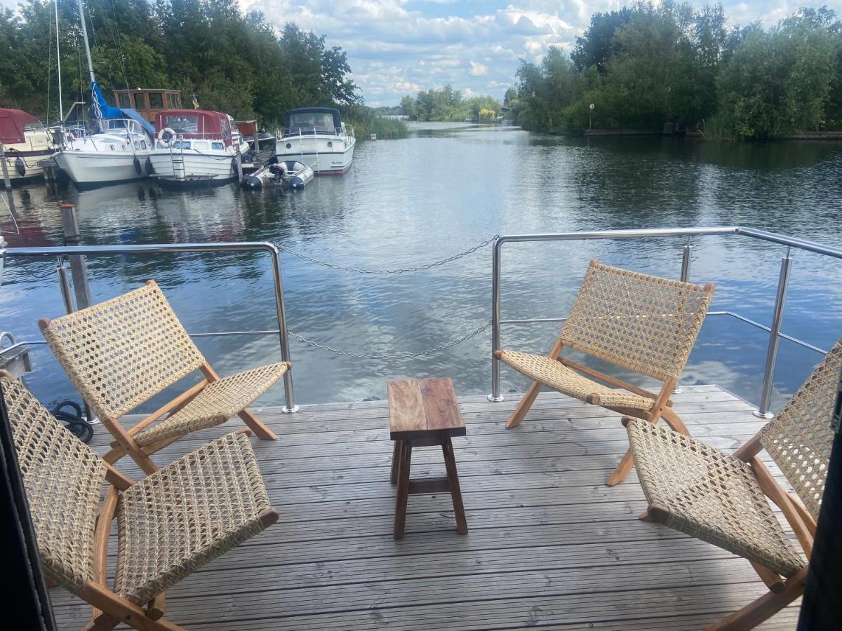 Hotel La Mare Houseboat Nederhorst den Berg Exterior foto